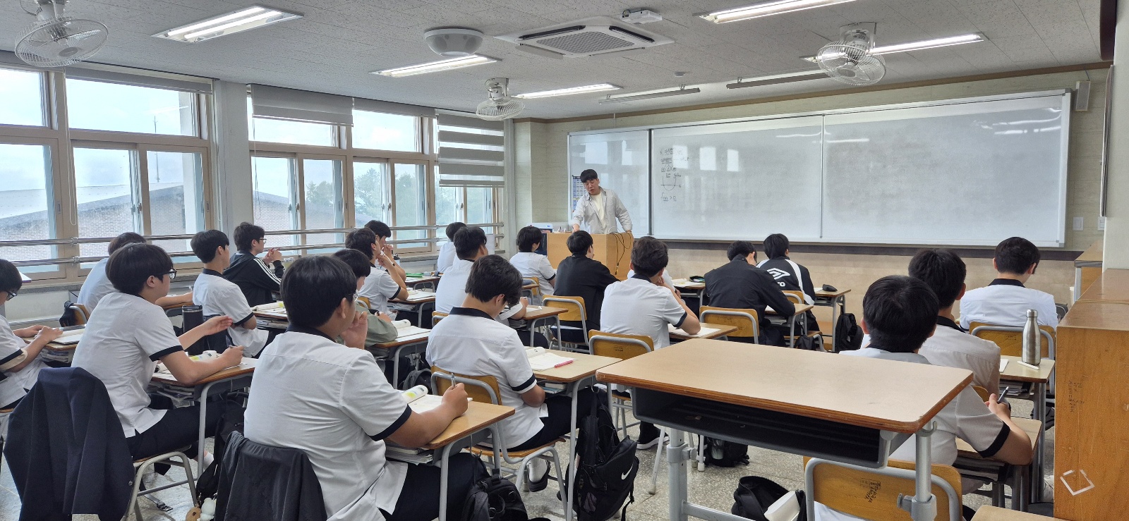 KakaoTalk_20250522_084843439_04